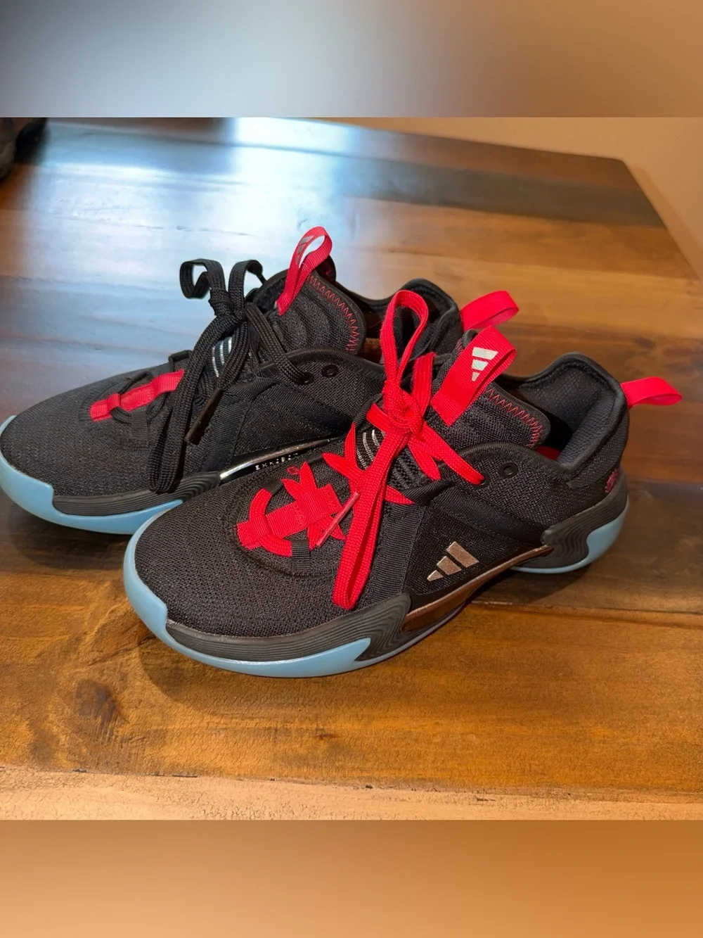 Adidas SM Exhibit Select Basketball Shoes – Women’s Size 6.5
